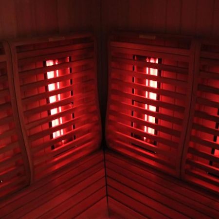 L'Ecrin Duplex Balneo & Sauna تروي المظهر الخارجي الصورة